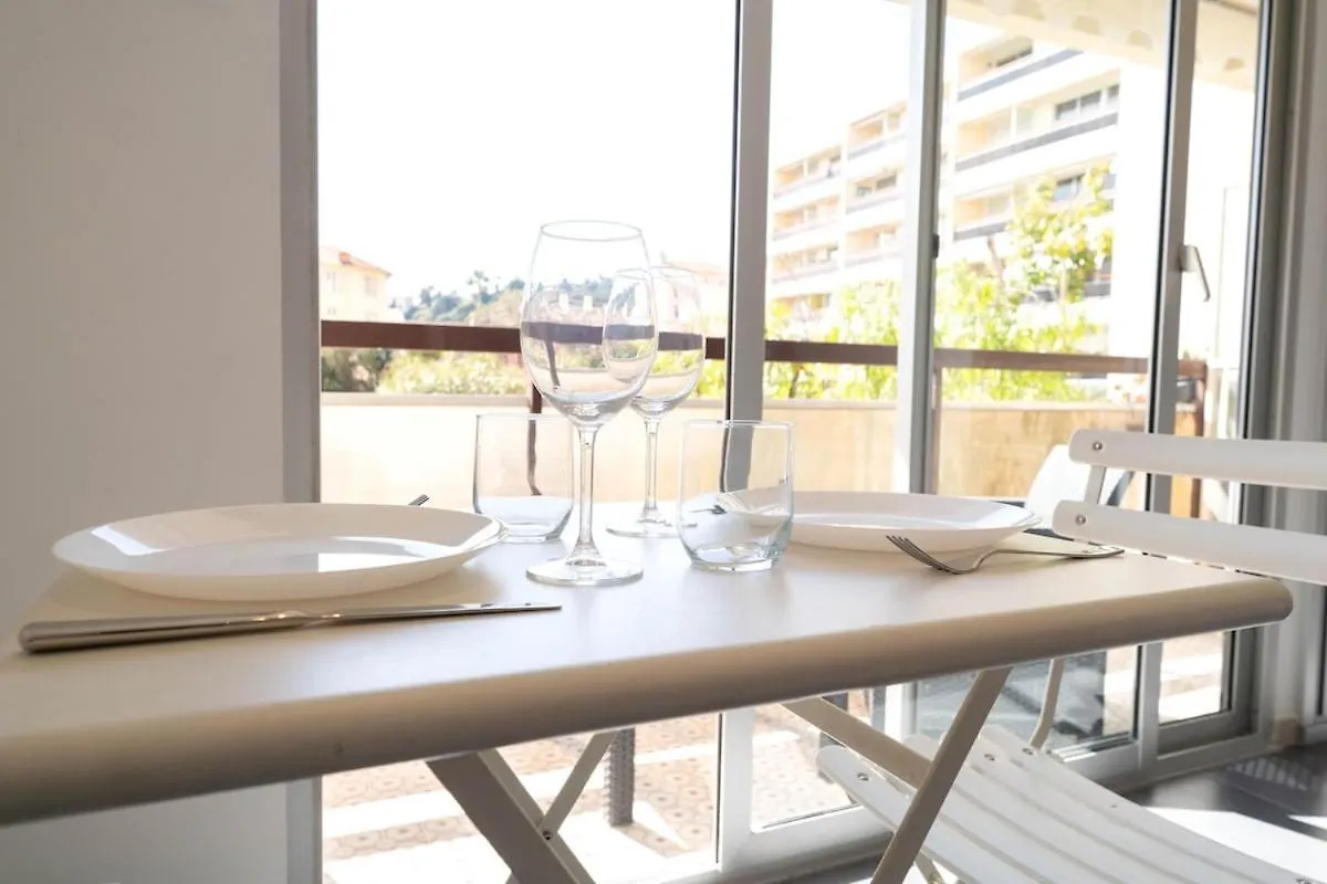 Magnifique Appartement, Piscine, Proche Gare Beaulieu-sur-Mer Apartment