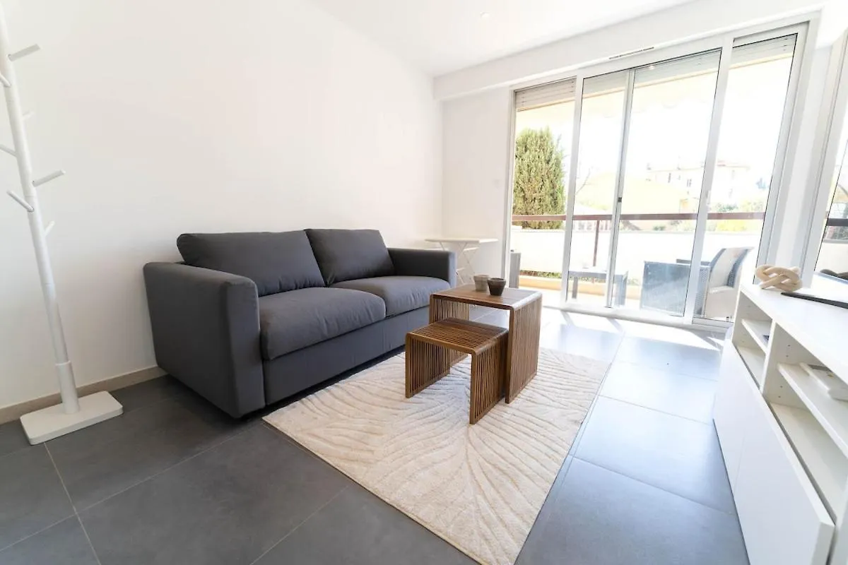 Magnifique Appartement, Piscine, Proche Gare Beaulieu-sur-Mer 0*,
