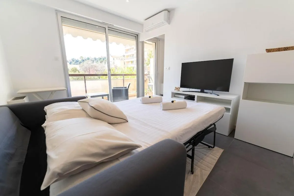 Magnifique Appartement, Piscine, Proche Gare Beaulieu-sur-Mer Apartment